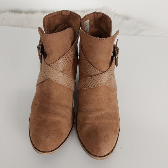 Rocket Dog Women's Sasha Graham Brown Vegan Leather Ankle Bootie Size 8.5 EU 39. - Picture 2 of 10